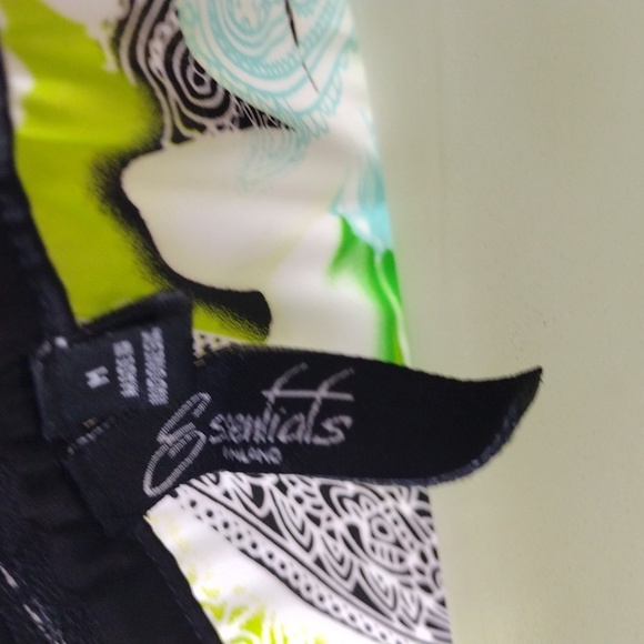 Essentials lime green flowers and Paisley - Picture 6 of 8